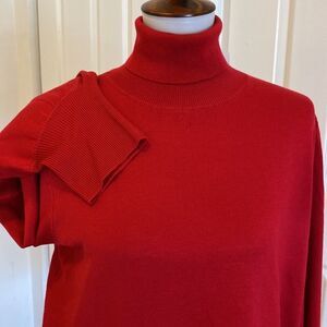 New Cable&Gauge Turtleneck Red Rayon Bend Sweater